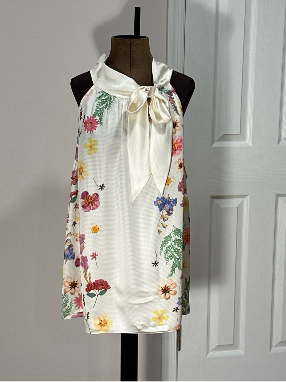 Talbots Floral Tie-Neck Sleeveless Top size 3X